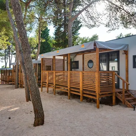 Mobile 31 Resort
